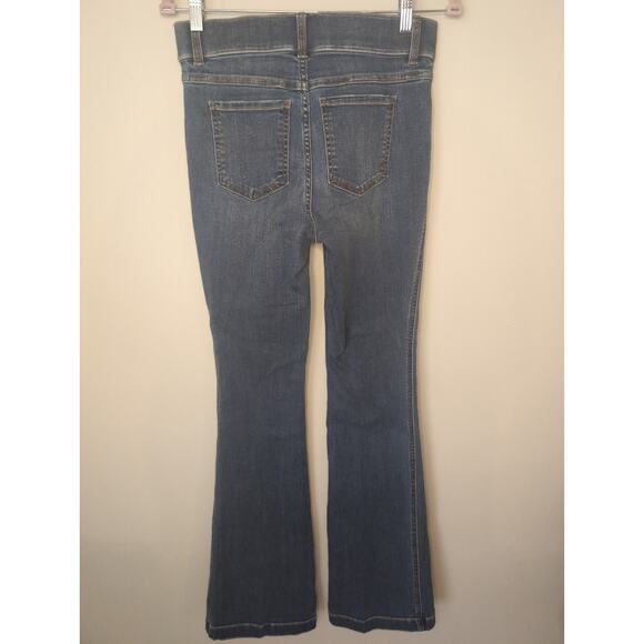Spanx flare pull on denim jeans Sm - Picture 3 of 4